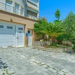 A 2 Comfortable W Terrace & Garden Near * Split