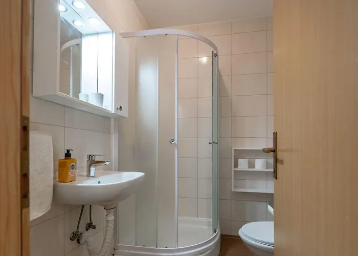 A 2 Comfortable W Terrace & Garden Near Apartment *