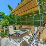 A 2 Comfortable W Terrace & Garden Near * Split